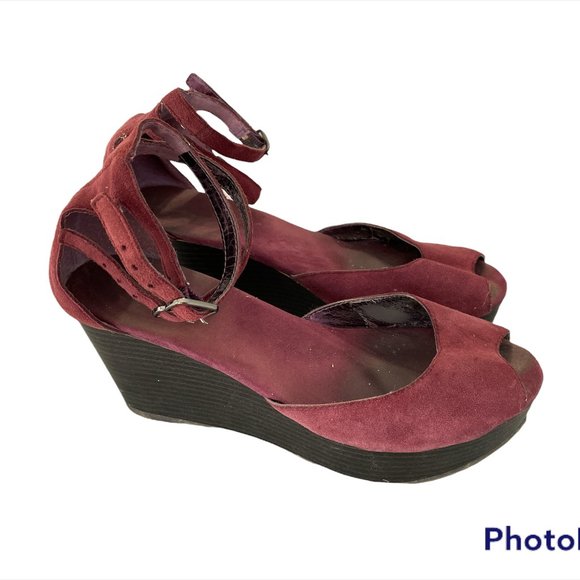 GAP Wedge Peep-toe Suede Sandals - Wine - Picture 1 of 3